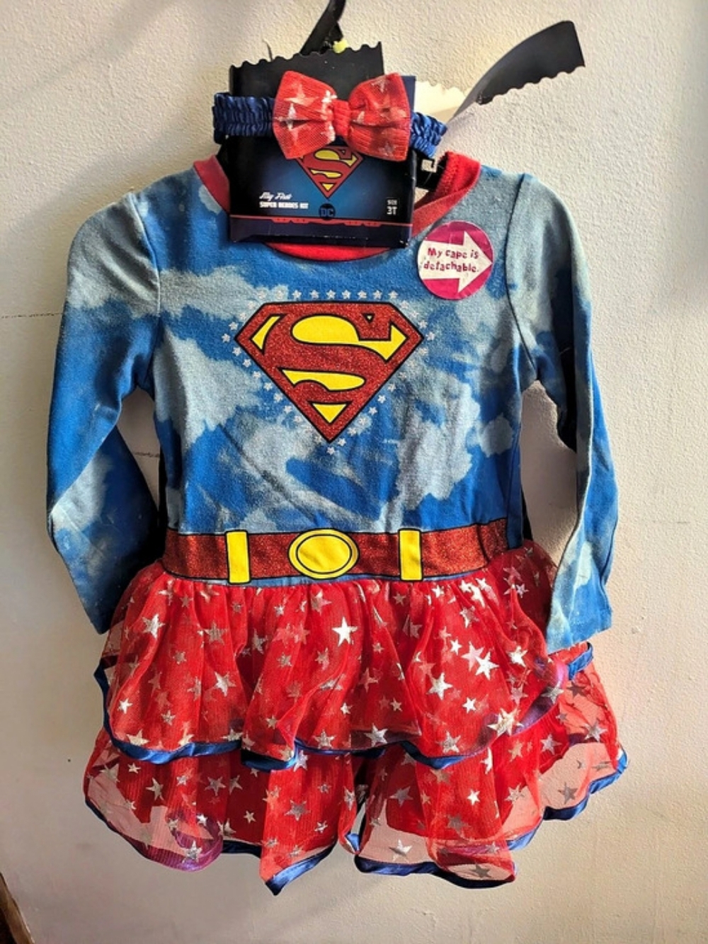 DC Comics Supergirl Superhero Costume Size 2T Like New